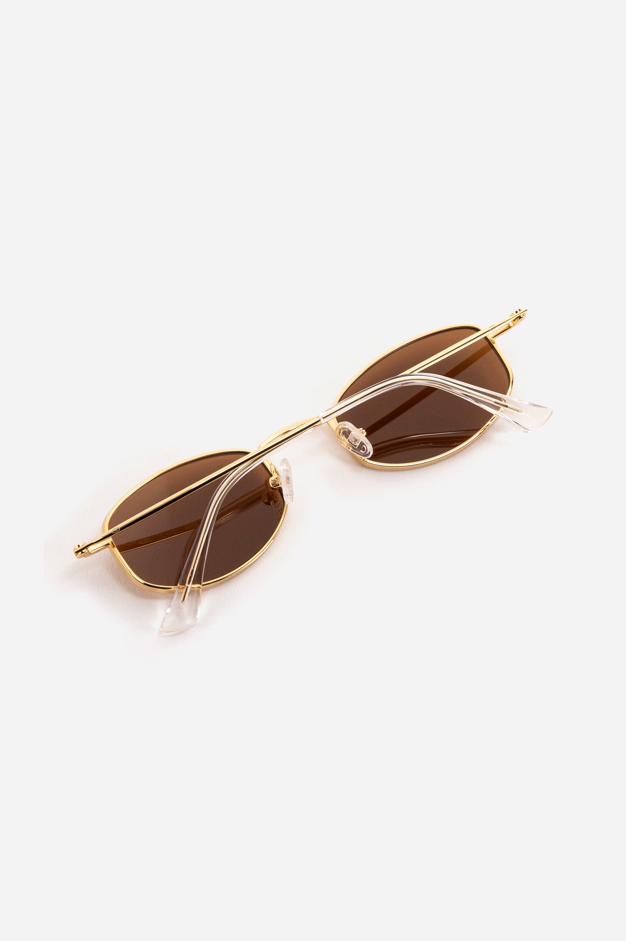 Nove / Terracotta - Nine Frames