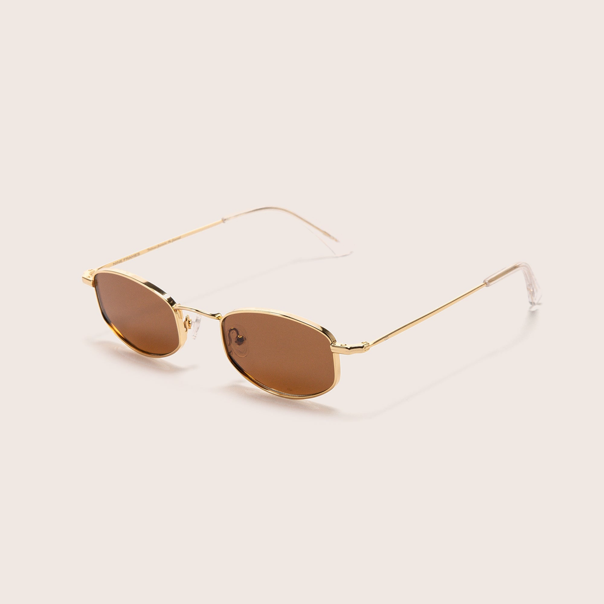 Nove / Terracotta - Nine Frames