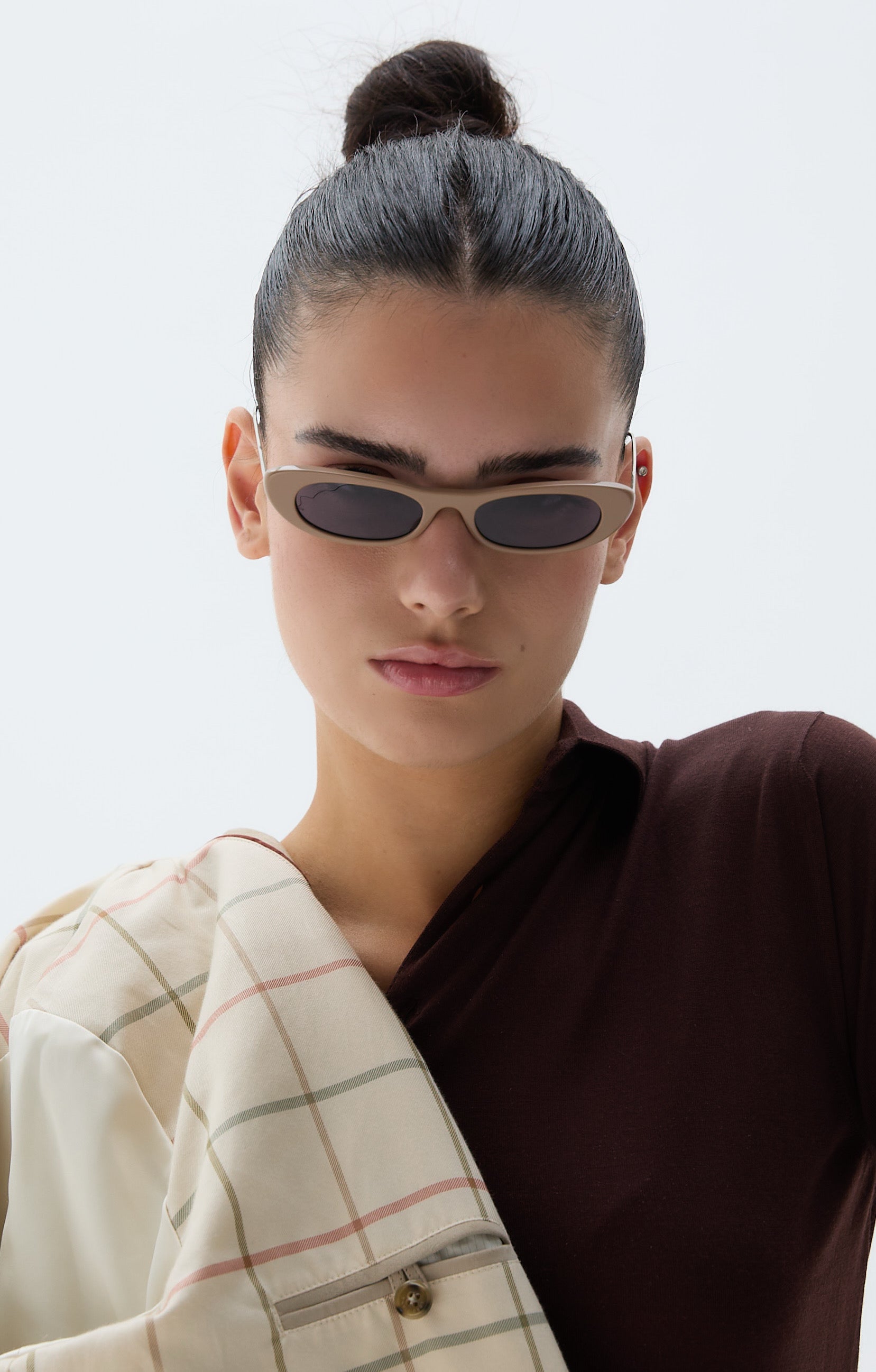 So-Glam / Desert Taupe - Nine Frames