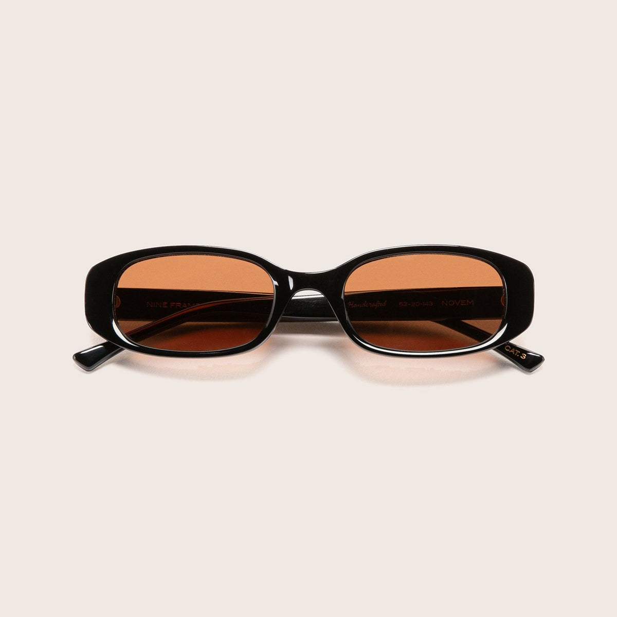 Novem / Noir sunglasses | Nine Frames display picture 1