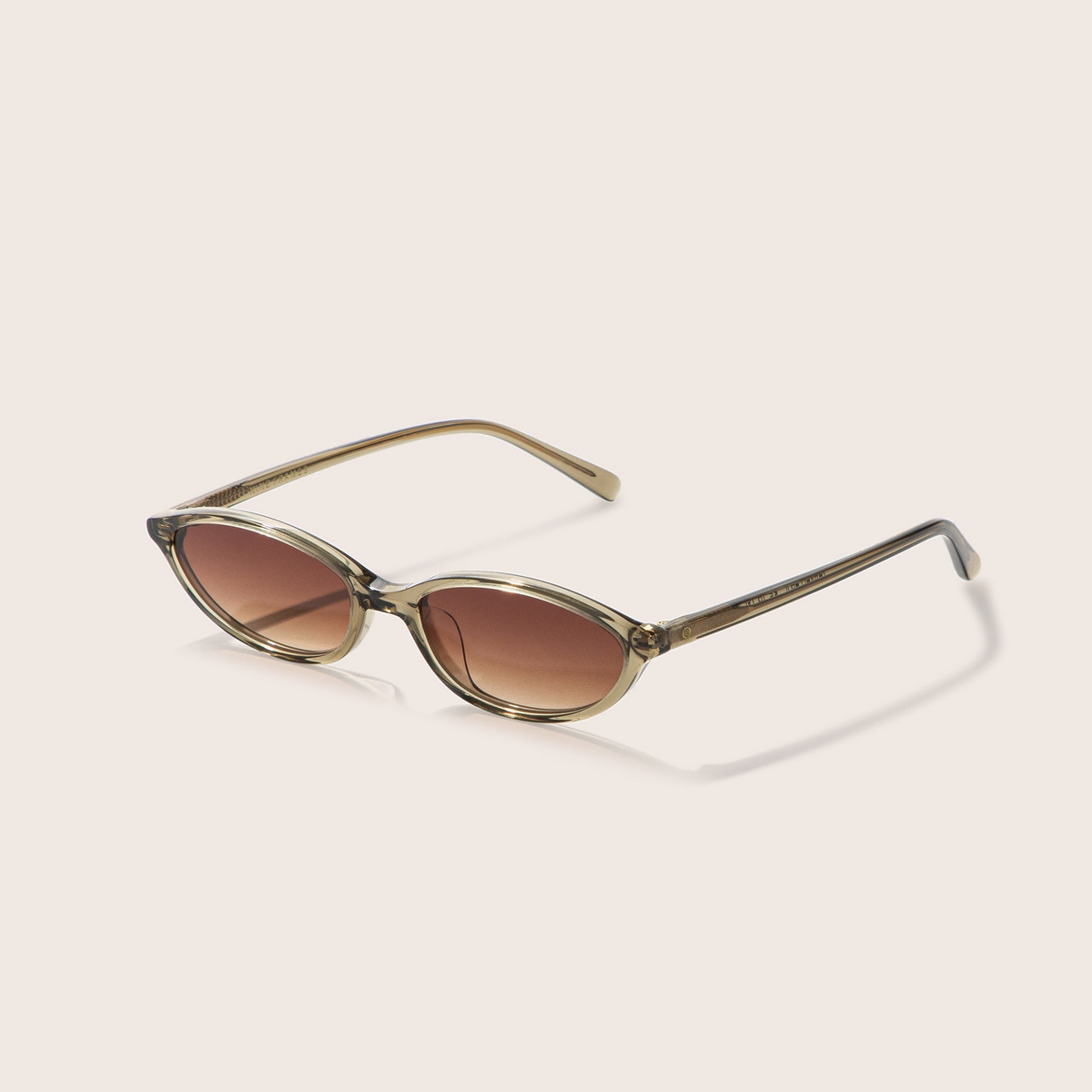 Traveller II / Olive - Nine Frames