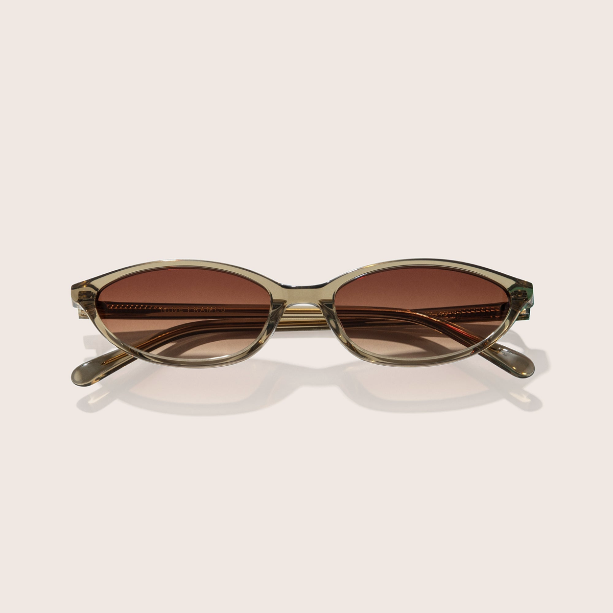 Traveller II / Olive - Nine Frames
