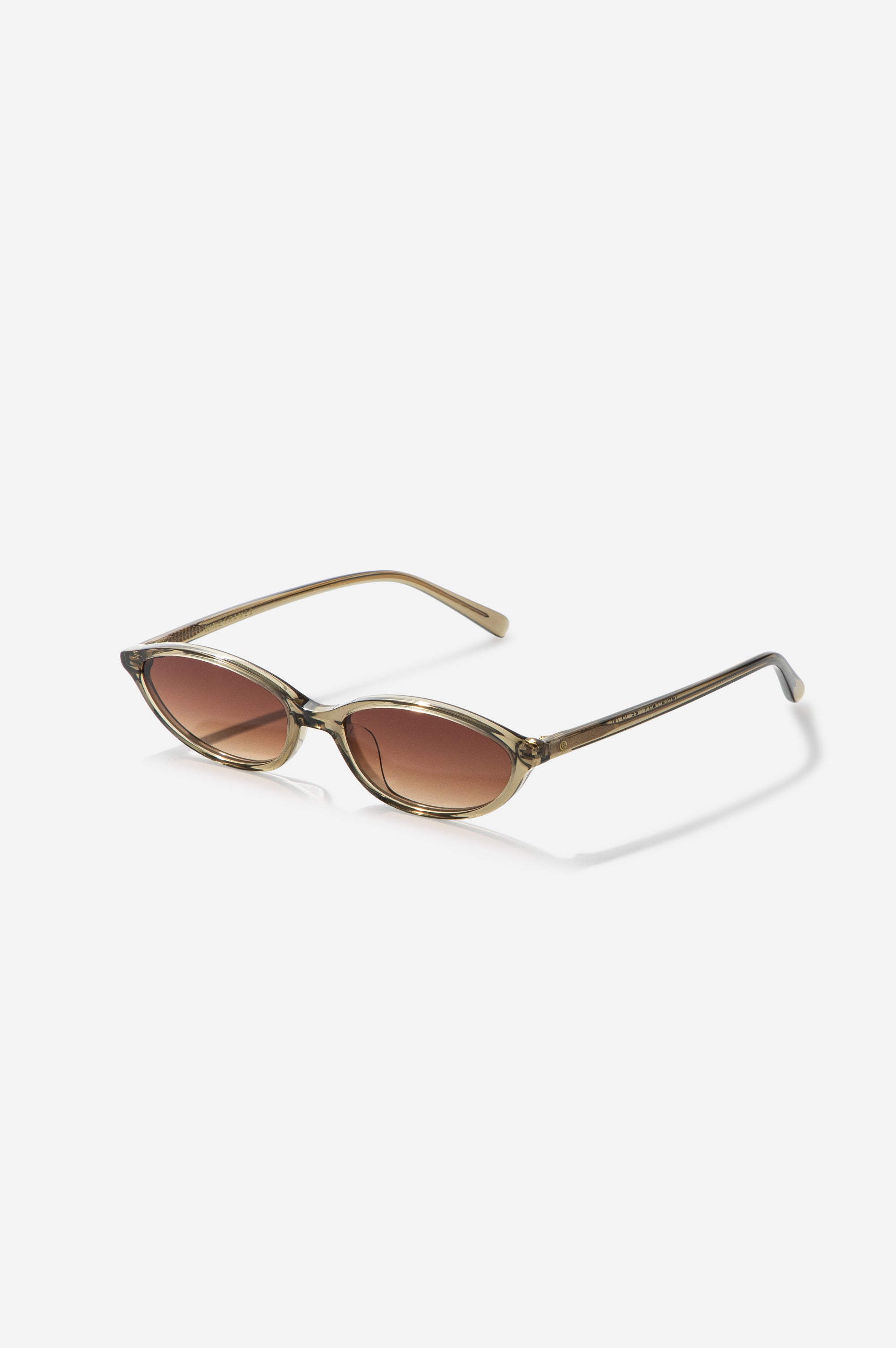 Traveller II / Olive - Nine Frames