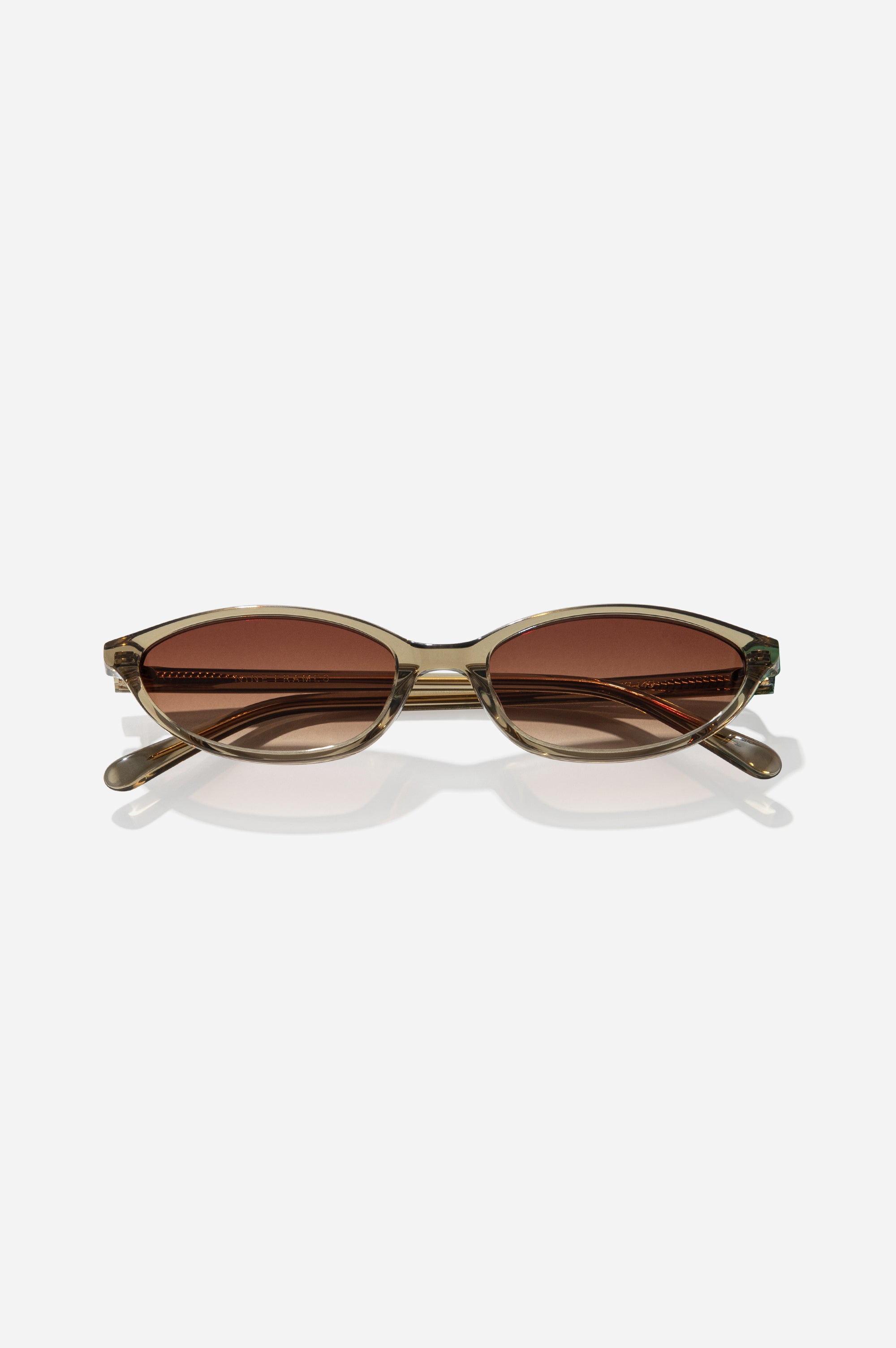 Traveller II / Olive - Nine Frames
